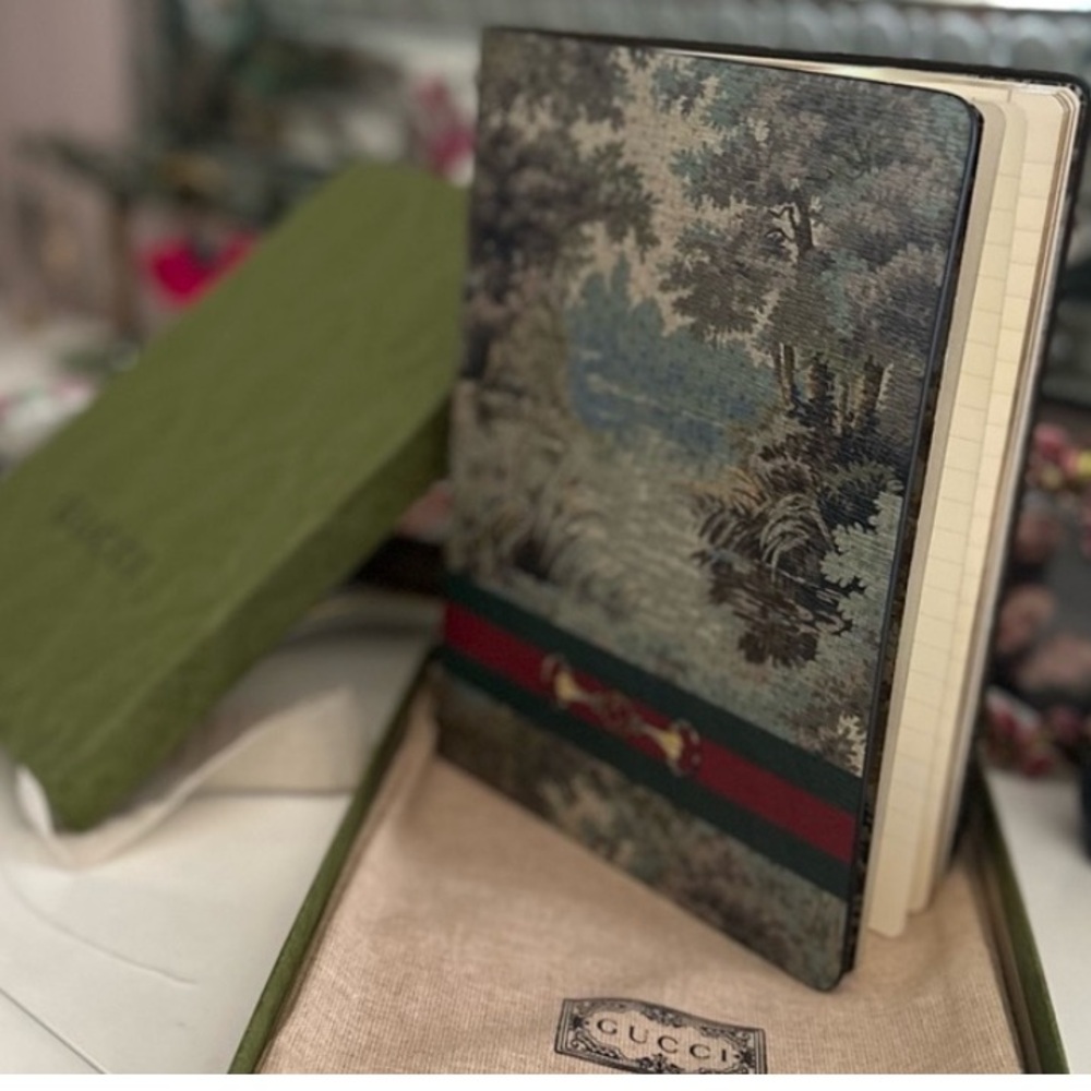 💯🆕😍 Authentic UNISEX GUCCI RADURA Large Notebook - Picture 4 of 11